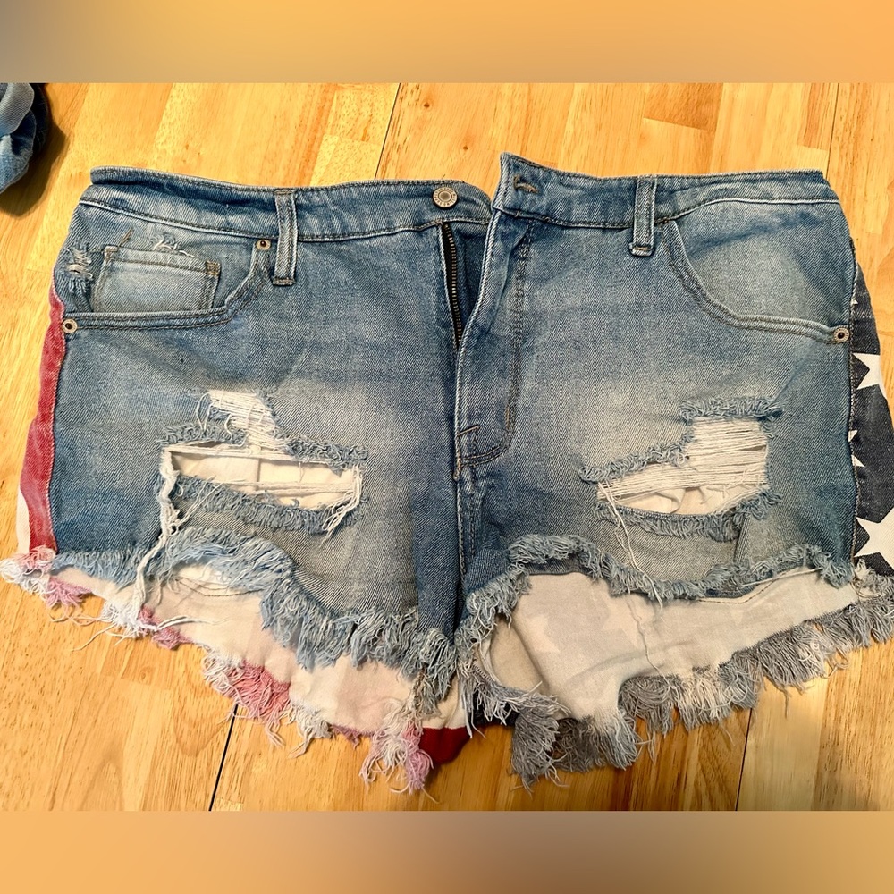 Mossimo womens denim High Rise Stars and Stripes shorts.
